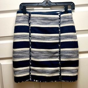 Banana Republic Textured Blue and White Skirt!
